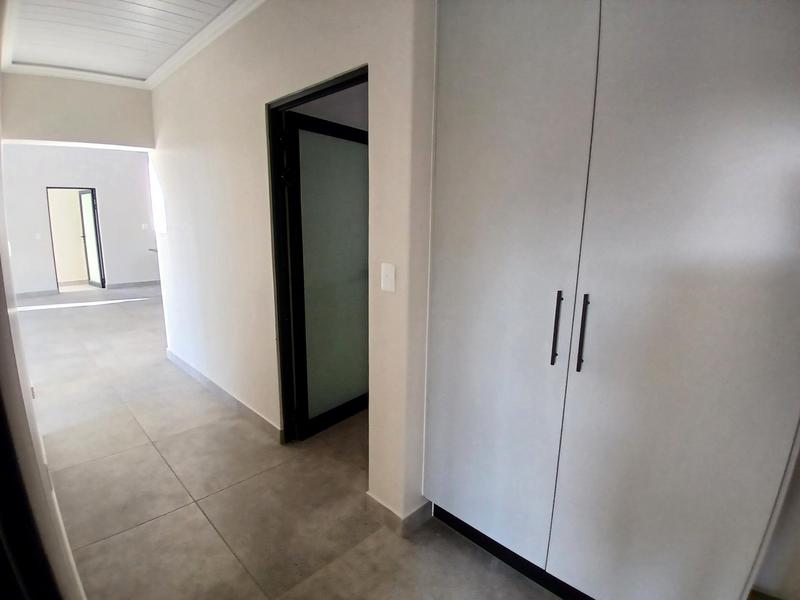4 Bedroom Property for Sale in Stilbaai Wes Western Cape